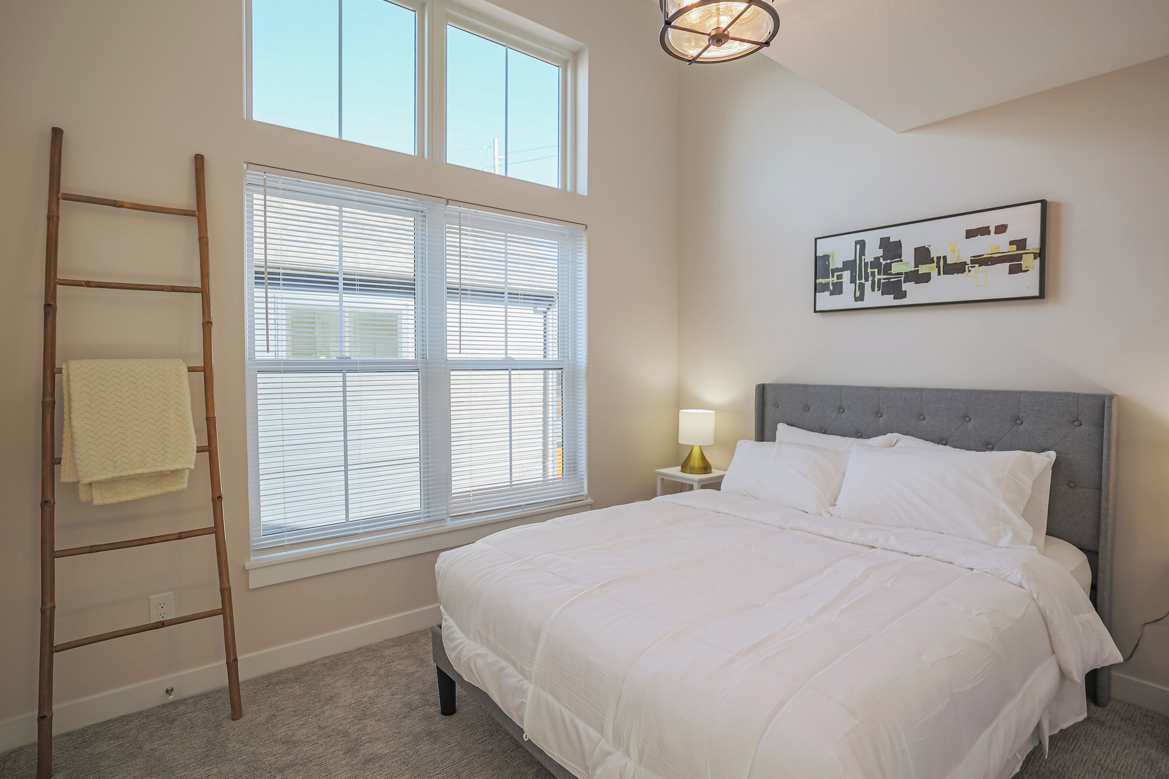 4 chambres, fer et planche à repasser, Wi-Fi gratuit, draps fournis