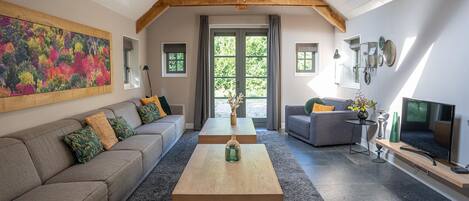 House | Living room