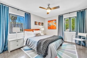 2 habitaciones, tabla de planchar con plancha, wifi y ropa de cama 