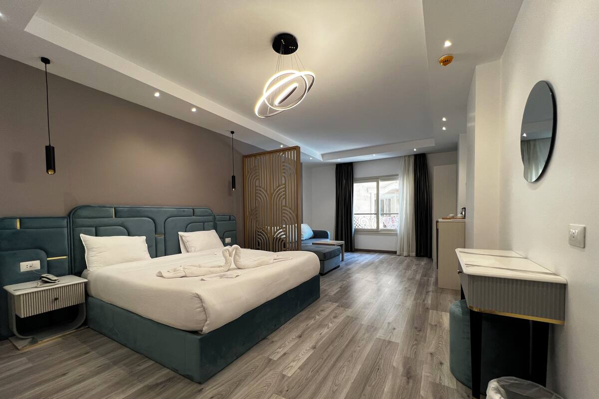 Junior Suite, Pool View | Minibar (free items), in-room safe, blackout drapes, soundproofing