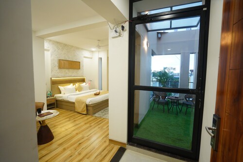 Anugya - A Boutique Hotel