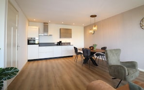 House | Dining