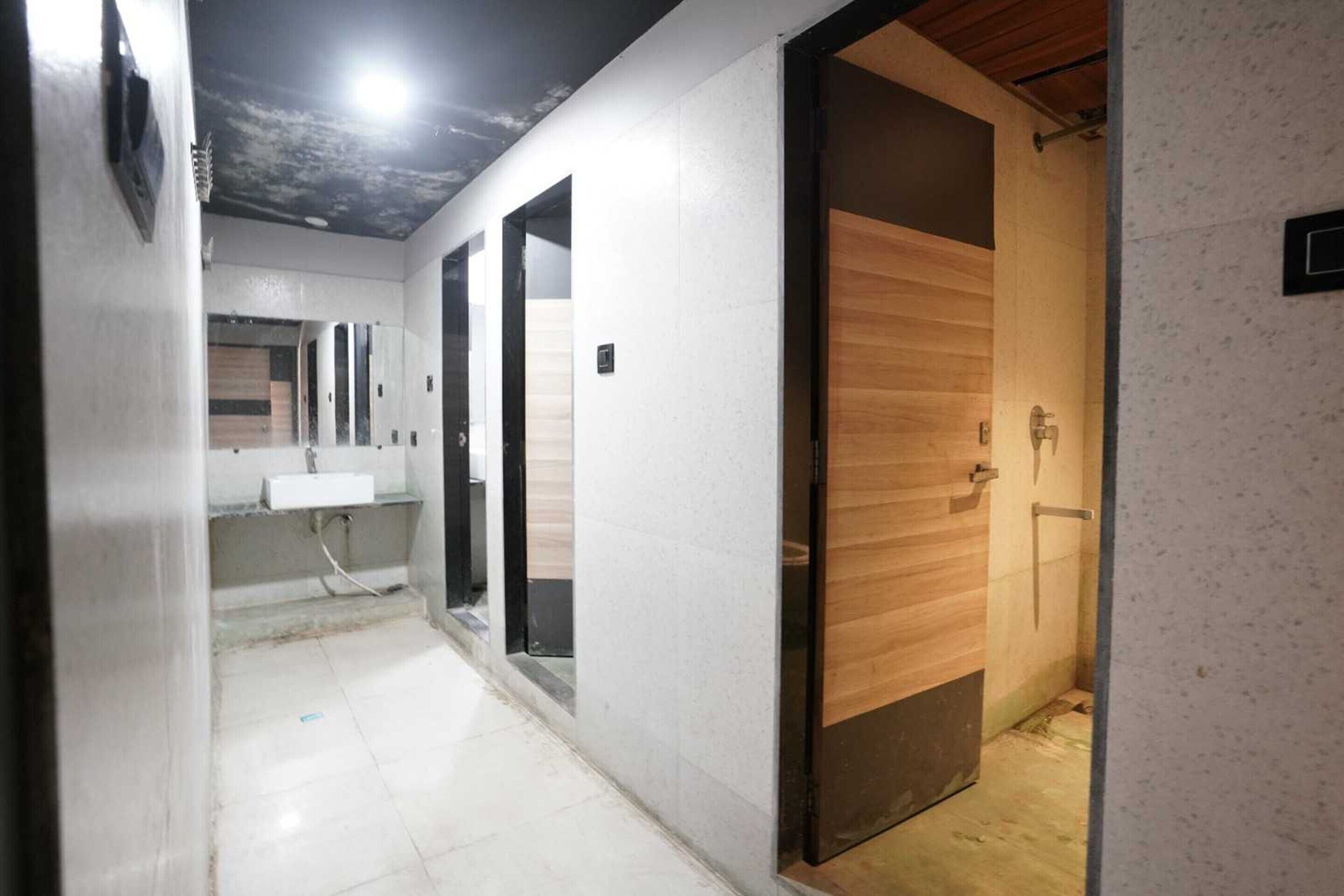 House | Bathroom
