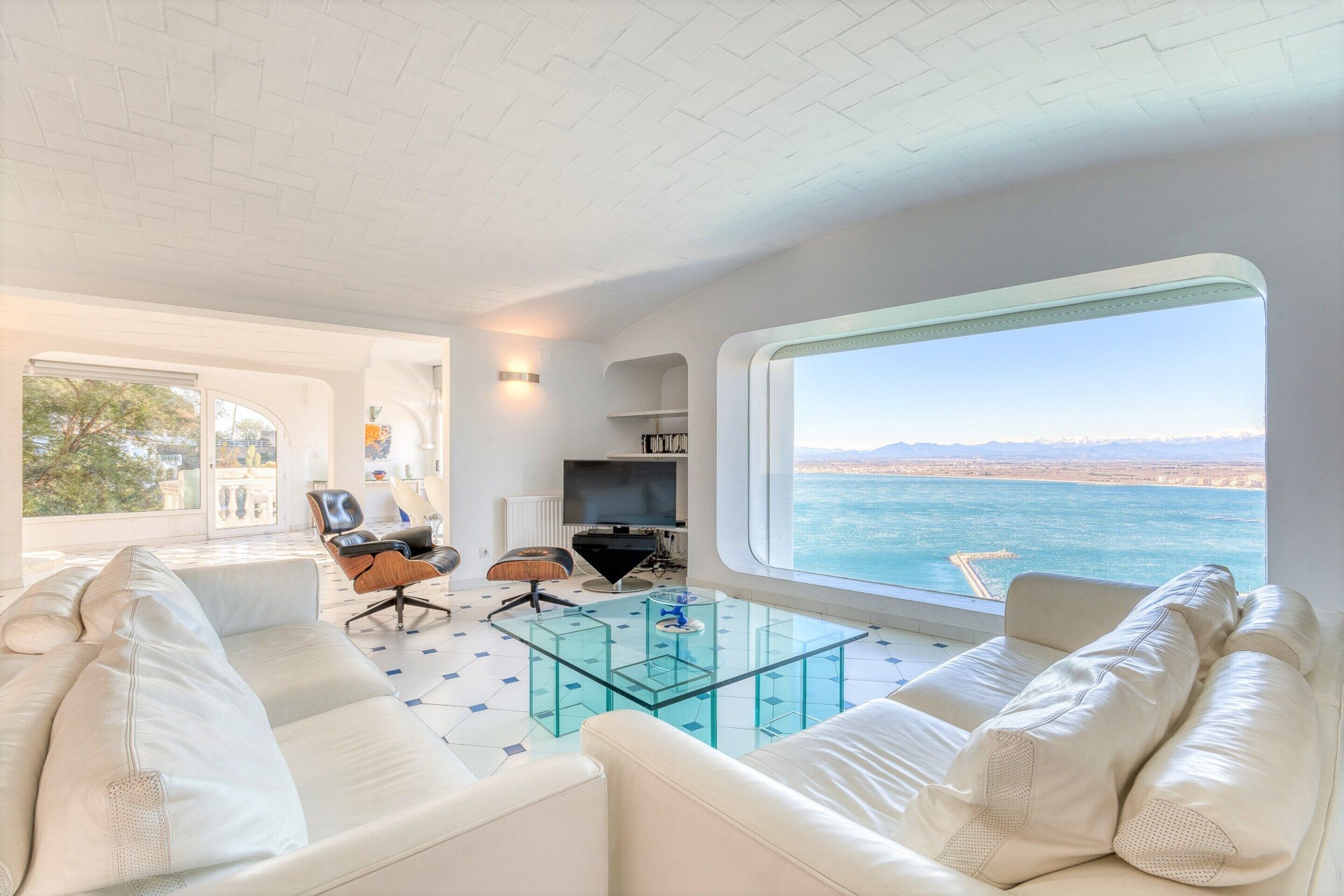 Apartment | Living room