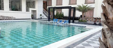 Kolam renang