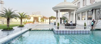 ORCHHA RIVER STONE RESORT