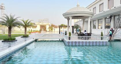 ORCHHA RIVER STONE RESORT