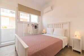 2 bedrooms, iron/ironing board, WiFi, bed sheets - Sunlight : Ανετο&μοντέρνο διαμερισμα κοντα στο κεντρο της πολης-pet friendly (Rodos)