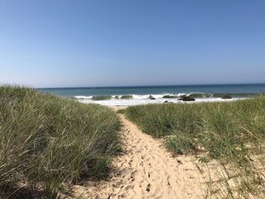 Sun-loungers, beach towels