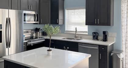 Golf and Disney Family Vacation Home in Gated Golf Community, Near Orlando FL