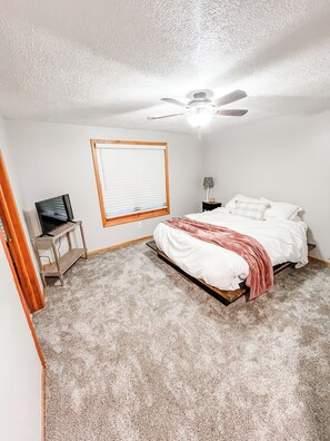 3 chambres, lit parapluie, Wi-Fi gratuit, draps fournis