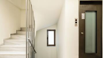 ๋ด๋ถ ์
๊ตฌ