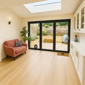 Interior - Stunning 5 bed house in enviable location (Bath)