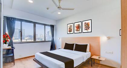 Cozy Deluxe Stays at Balewadi Pune