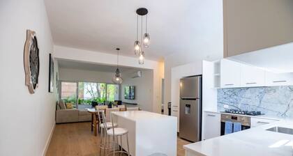 Perla Marina Beachside Apartment