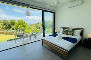 3 chambres, bureau, Wi-Fi, draps fournis