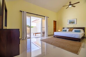 3 bedrooms, desk, iron/ironing board, WiFi