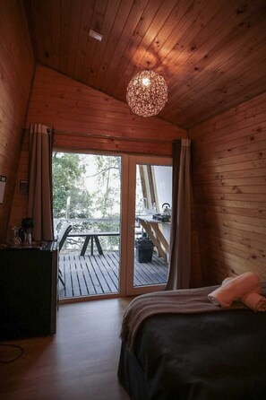 Cabin, Balcony, River View | Bed sheets - Huequecura explorer (Santa Bárbara)