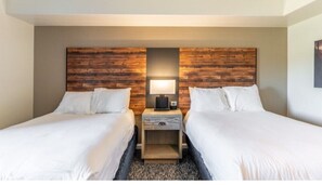 2 chambres, fer et planche à repasser, Wi-Fi, draps fournis