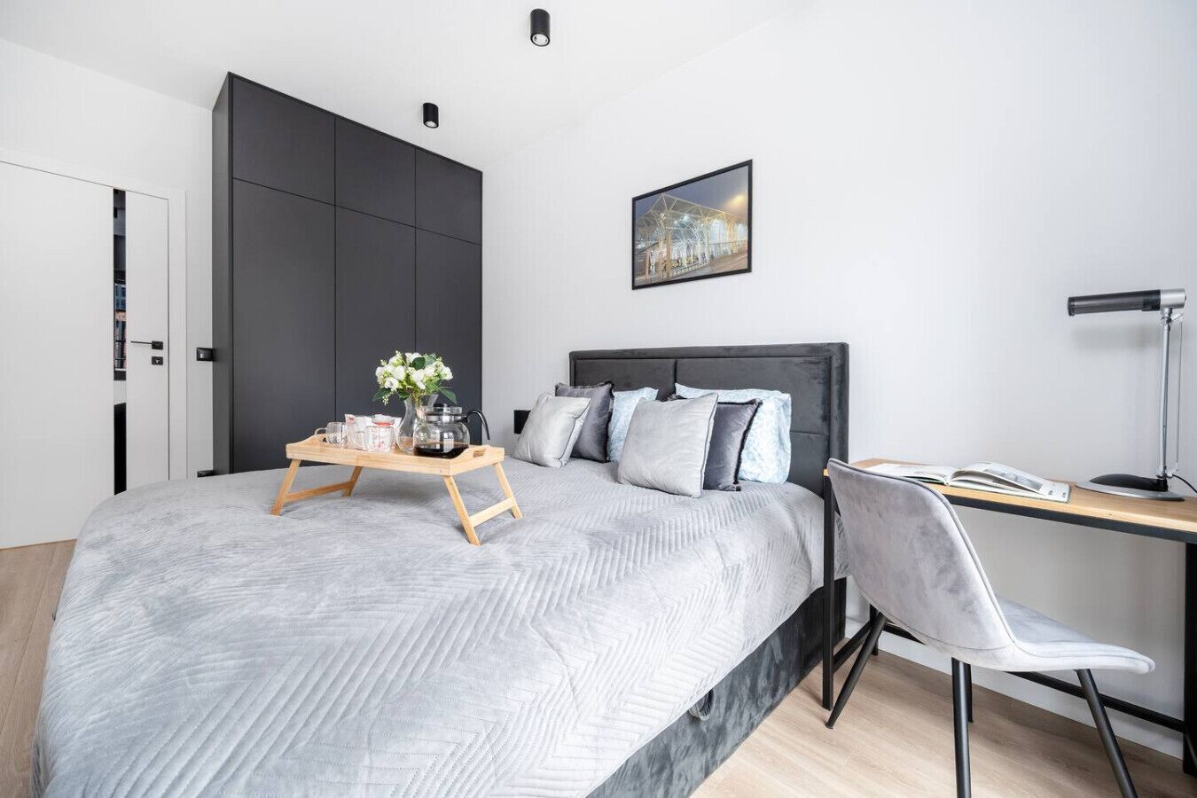 1 camera, una scrivania, ferro/asse da stiro, Wi-Fi gratuito