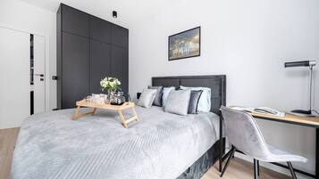 1 camera, una scrivania, ferro/asse da stiro, Wi-Fi gratuito