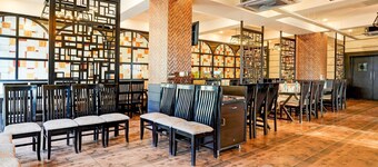 Premium Stays Near Phoenix Mall