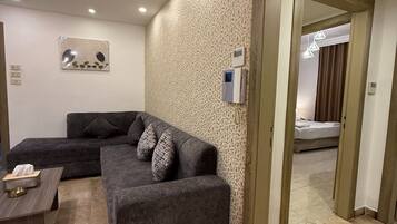 Apartment, 2 Bedrooms, Smoking | Living room