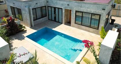 Charming 2-bedroom Villa with a private swimming pool and a surrounding wall