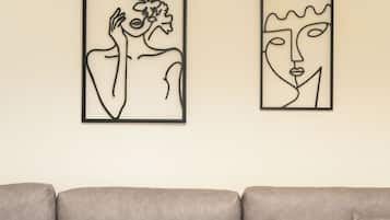 Estudio, balcón | Zona de estar