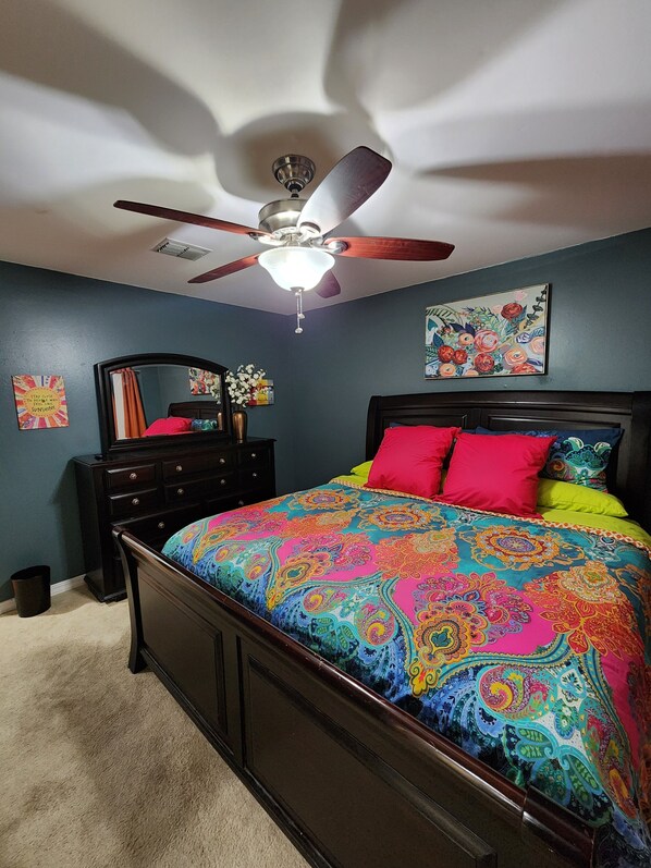 2 bedrooms, iron/ironing board, WiFi, bed sheets