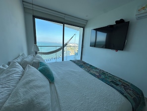 2 chambres, fer et planche à repasser, lit parapluie, Wi-Fi gratuit
