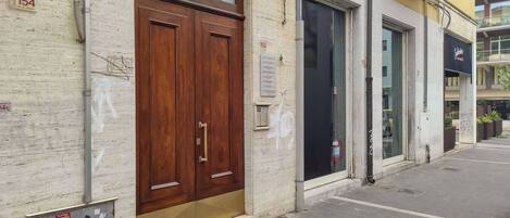 Shared Dormitory, 1 Bedroom, Balcony, City View | Exterior detail