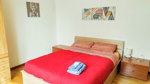 Shared Dormitory, 1 Bedroom, Balcony, City View | 1 bedroom - Room-large Double Room in Central Downto (Pescara)
