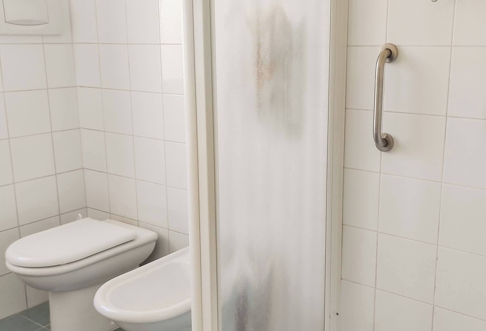 Dormitorio condiviso, 1 camera da letto, balcone, vista città | Bagno