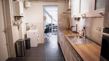 Oven, stovetop, dishwasher