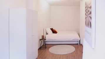 2 slaapkamers, een strijkplank/strijkijzer, wifi, beddengoed