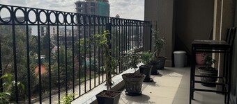 Beautifully furnished 3 bedroom apartment with spacious living area. WiFi & DSTV