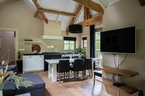 House | Dining - Farmhouse in Veluwe With Sauna and Nature Views (Ermelo)