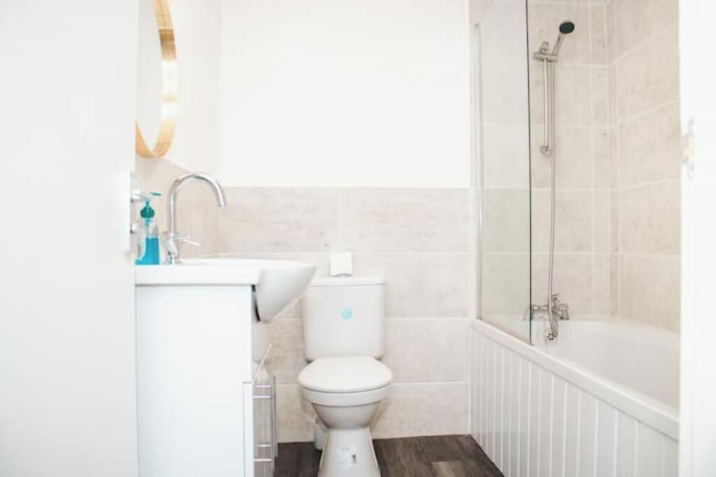Towels, soap, toilet paper