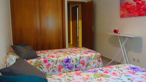 1 bedroom, in-room safe, iron/ironing board, travel cot
