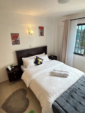 2 slaapkamers, een strijkplank/strijkijzer, wifi, beddengoed