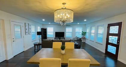 Welcome to the Rustic Elegance of Timberlane Villas located in Porter, TX.