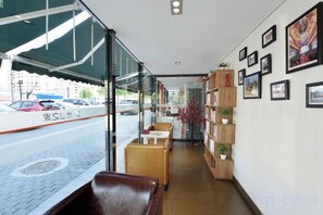 Unclassified image, 2 of 20, button - Golden Inns (Beijing Dajiaoting) (Beijing)