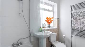 Towels, toilet paper