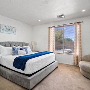 3 bedrooms, desk, iron/ironing board, WiFi