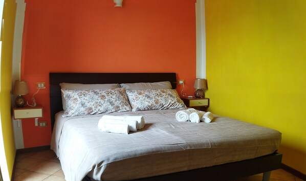 2 Schlafzimmer, Zimmersafe, Schreibtisch, Reisekinderbett