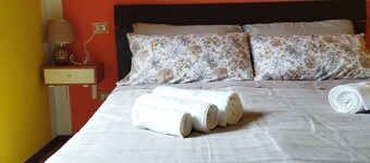 Spacious accommodation a stone's throw from Lake Orta