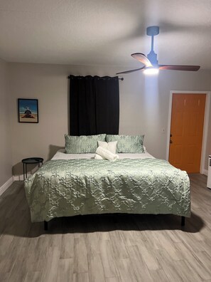 3 dormitorios, tabla de planchar con plancha, wifi gratis y ropa de cama