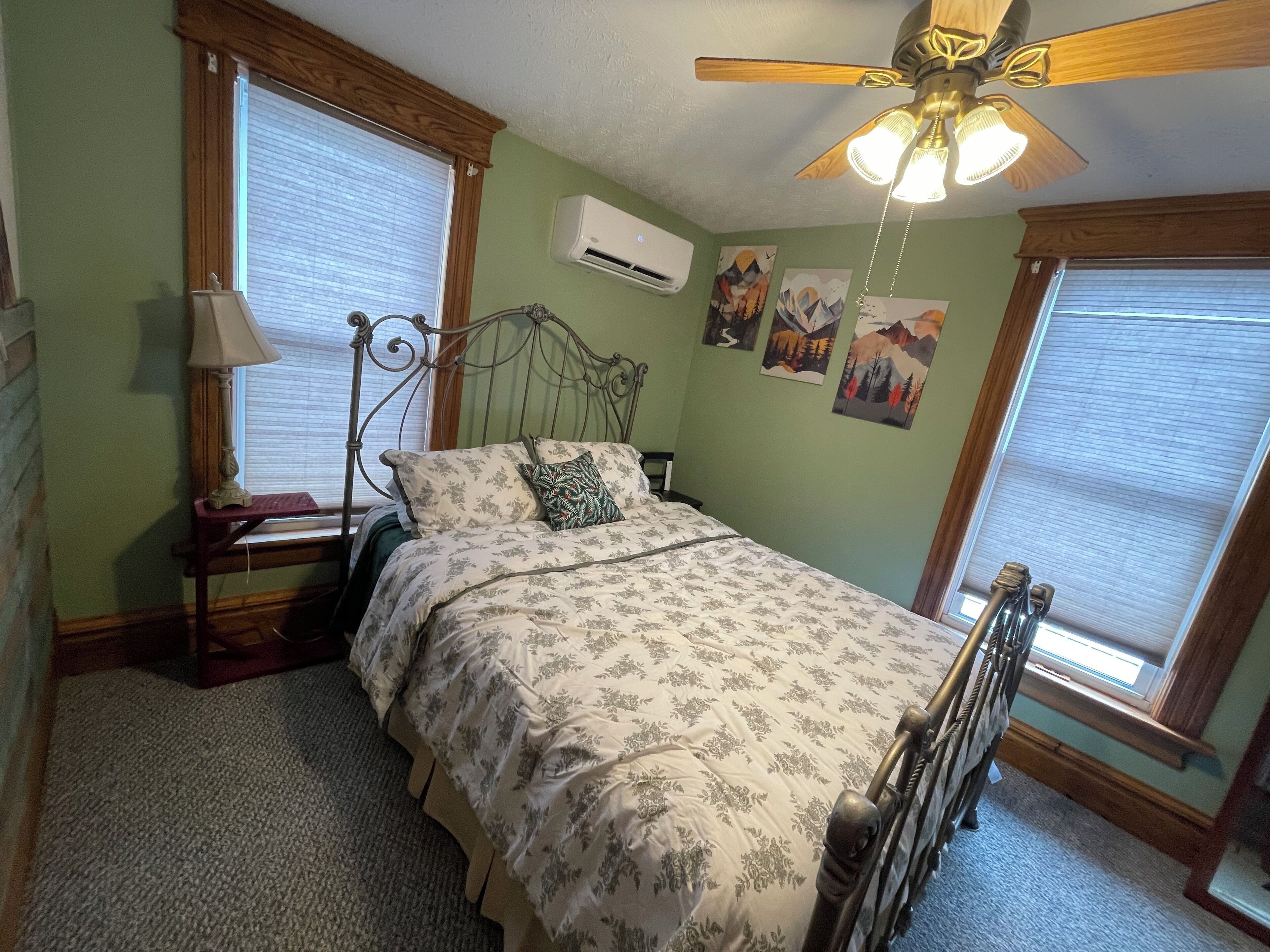 5 bedrooms, iron/ironing board, travel cot, free WiFi