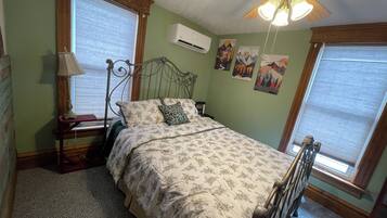 5 bedrooms, iron/ironing board, travel cot, free WiFi
